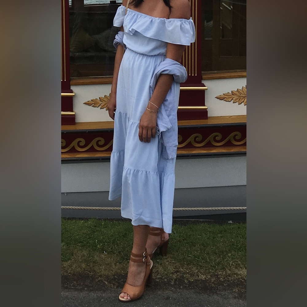 Club Monaco off shoulder ruffle midi dress